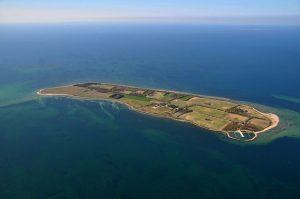 Vejrø set fra luften. (PR-foto).